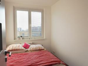 Pronájem bytu 2+kk, Brno - Židenice, Bzenecká, 40 m2