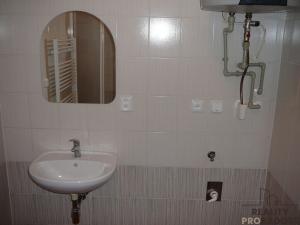 Pronájem bytu 2+kk, Brno, Francouzská, 830 m2