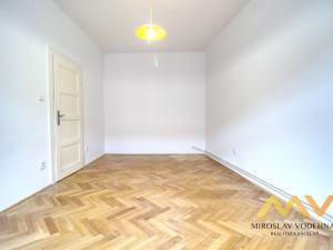 Pronájem bytu 2+1, Hradec Králové, Klumparova, 65 m2