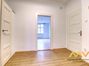 Pronájem bytu 2+1, Hradec Králové, Klumparova, 65 m2