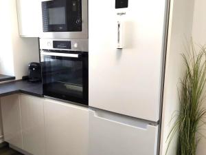 Pronájem bytu 2+1, Hradec Králové, Labská kotlina, 55 m2