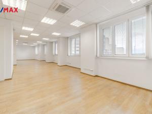 Pronájem kanceláře, Praha - Nusle, Hvězdova, 156 m2