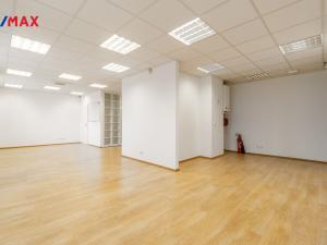 Pronájem kanceláře, Praha - Nusle, Hvězdova, 156 m2