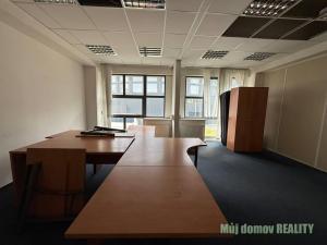 Pronájem kanceláře, Praha - Vysočany, Lisabonská, 70 m2