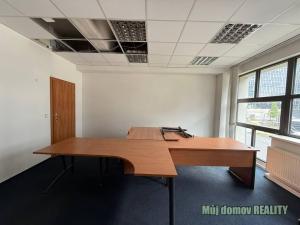 Pronájem kanceláře, Praha - Vysočany, Lisabonská, 70 m2