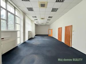 Pronájem kanceláře, Praha - Vysočany, Lisabonská, 70 m2