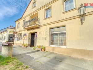 Pronájem obchodního prostoru, Kralovice, Masarykovo nám., 38 m2