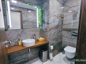 Pronájem obchodního prostoru, Praha - Hlubočepy, Tréglova, 105 m2