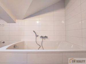Pronájem bytu 1+kk, Olomouc - Hodolany, Holická, 38 m2