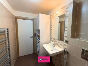Prodej bytu 2+kk, Brno, Sochorova, 66 m2
