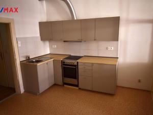 Pronájem bytu 1+1, Písek - Vnitřní Město, Chelčického, 49 m2