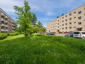 Pronájem bytu 2+1, Hradec Králové, Labská kotlina, 55 m2