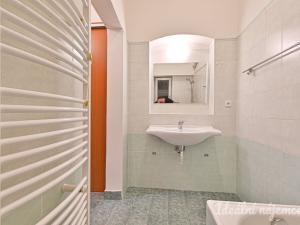 Pronájem bytu 2+kk, Brno, Výstavní, 51 m2