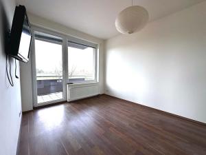 Pronájem bytu 2+kk, Praha - Pitkovice, Pýchavková, 57 m2