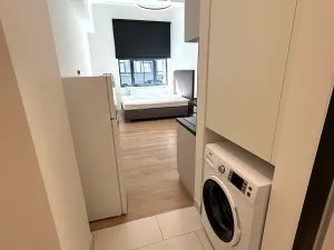 Pronájem bytu 1+kk, Praha - Vysočany, Poděbradská, 28 m2