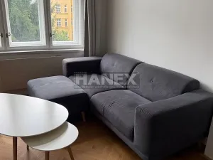 Pronájem bytu 2+kk, Praha - Střešovice, Na Malovance, 52 m2