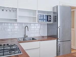 Pronájem bytu 3+kk, Praha - Nové Město, Podskalská, 93 m2