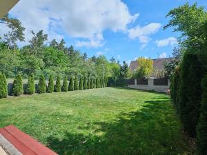Pronájem bytu 2+kk, Praha - Dubeč, Dubeckého, 53 m2