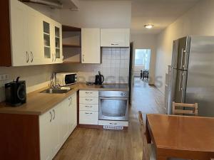 Pronájem bytu 3+1, Hradec Králové, Velké náměstí, 97 m2