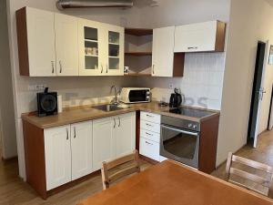 Pronájem bytu 3+1, Hradec Králové, Velké náměstí, 97 m2