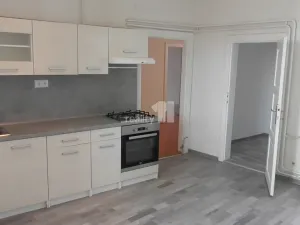 Pronájem bytu 2+1, Ostrava - Mariánské Hory, Mojmírovců, 85 m2