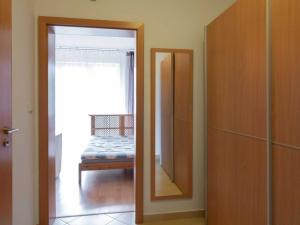 Pronájem bytu 1+kk, Praha - Pitkovice, Penízovková, 40 m2