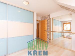 Pronájem rodinného domu, Hovorčovice, U Slunečnic, 154 m2
