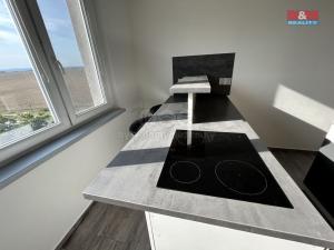 Pronájem bytu 2+1, Žatec, Růžová, 60 m2