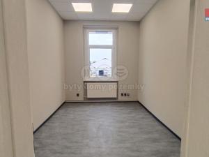 Pronájem kanceláře, Ústí nad Labem - Ústí nad Labem-centrum, Na Luhách, 13 m2