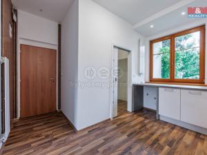 Pronájem bytu 2+1, Karlovy Vary - Dvory, 1. máje, 57 m2
