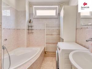 Prodej rodinného domu, Kostice, Sadová, 150 m2