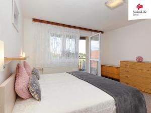 Prodej rodinného domu, Kostice, Sadová, 150 m2