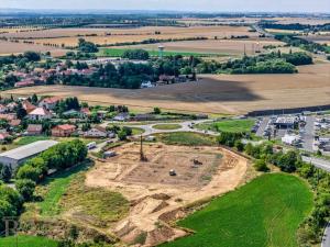 Prodej komerčního pozemku, Zápy, 27802 m2