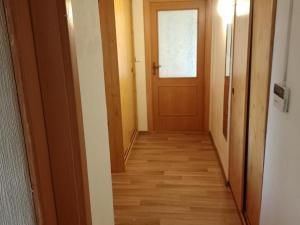 Pronájem atypického bytu, Chomutov, náměstí Dr. Beneše, 178 m2