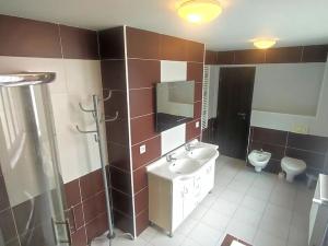 Prodej bytu 3+1, Hradec Králové, Na Kotli, 97 m2