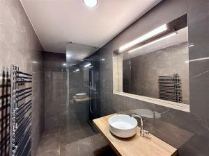 Prodej bytu 2+kk, Praha, Peckova, 38 m2