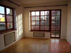 Pronájem rodinného domu, Praha - Břevnov, Oddělená, 316 m2