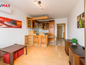 Prodej bytu 1+kk, Hradec Králové - Nový Hradec Králové, Brožíkova, 35 m2