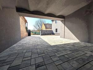 Prodej rodinného domu, Klobuky, 185 m2