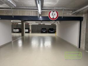 Pronájem garážového stání, Olomouc, Edmunda Husserla, 12 m2