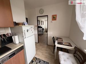 Prodej bytu 3+1, Praha - Kyje, Manželů Dostálových, 62 m2