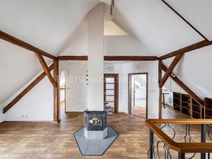 Prodej ubytování, České Budějovice, J. Buděšínského, 289 m2