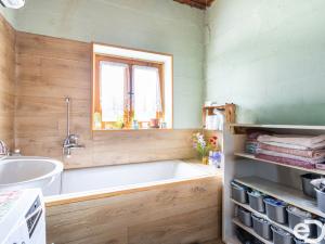 Prodej pozemku pro bydlení, Květov, 3616 m2