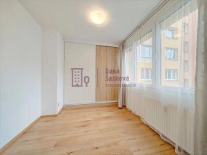 Pronájem bytu 2+kk, Jindřichův Hradec, sídliště Vajgar, 42 m2