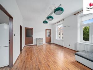 Prodej bytu 3+1, Hostinné, Nádražní, 66 m2
