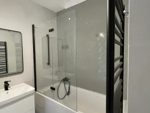 Pronájem bytu 2+kk, Praha - Břevnov, Šlikova, 47 m2