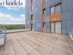 Pronájem bytu 3+kk, Praha - Holešovice, V háji, 74 m2