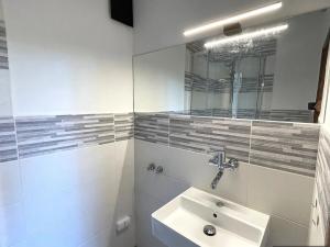 Pronájem bytu 1+1, Uherský Brod, Osvoboditelů, 40 m2