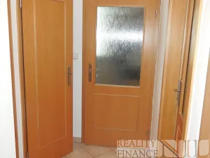 Pronájem bytu 1+kk, Plzeň, Plaská, 48 m2