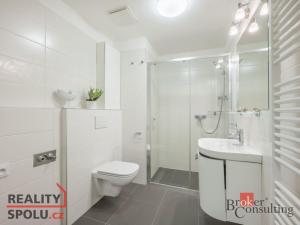 Prodej bytu 1+kk, Praha - Uhříněves, náměstí Bratří Jandusů, 38 m2